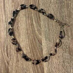 Tortoiseshell a‎ new day Necklace